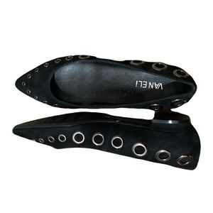 Vaneli Black Flats 6.5M